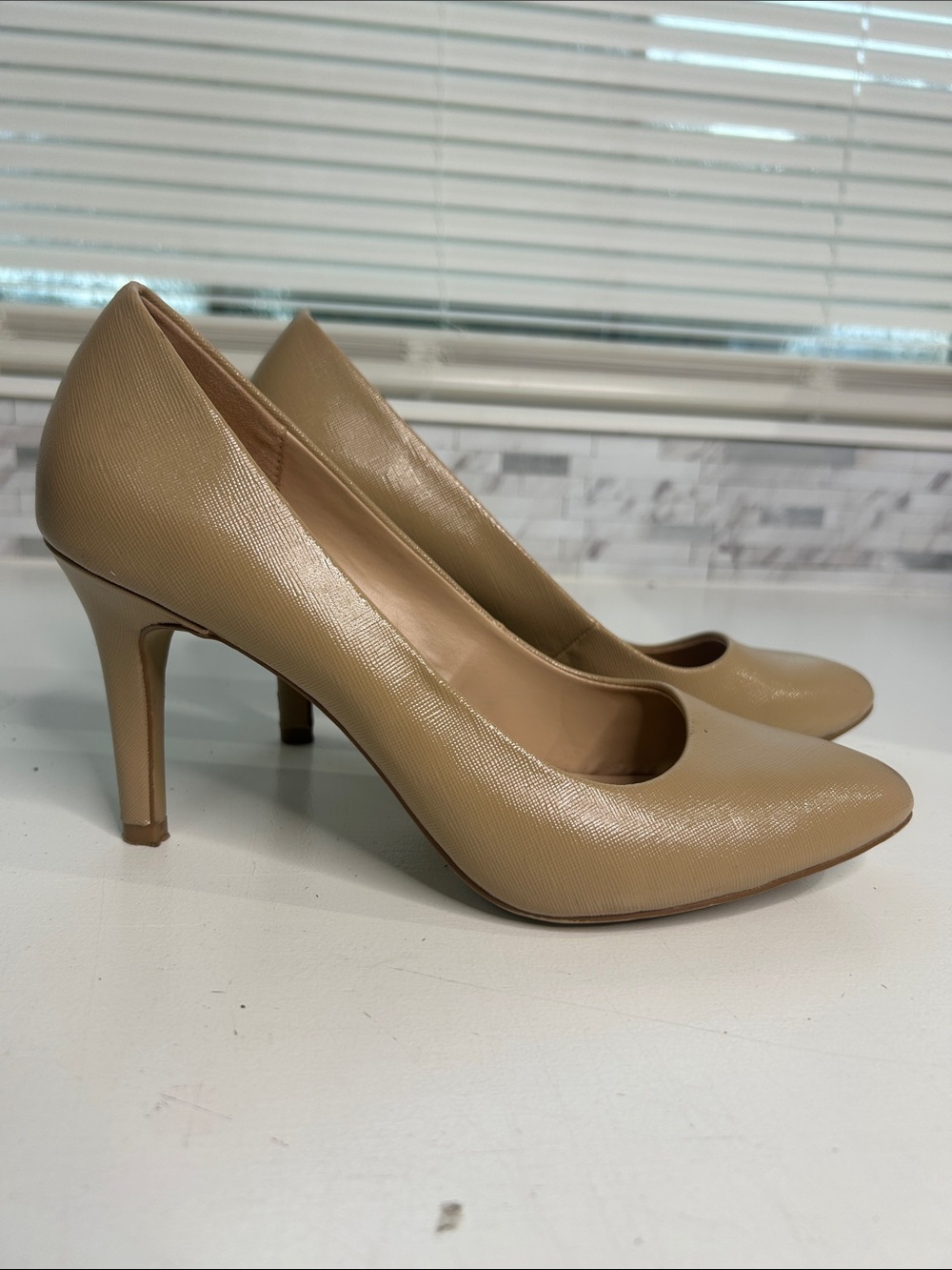 Kelly & Katie Taupe Pointed-Toe Mid Heel Pumps